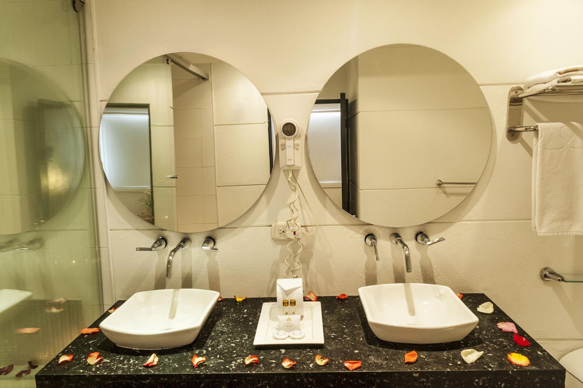 Hotel Bogota Virrey Luaran gambar