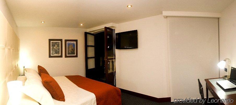 Hotel Bogota Virrey Luaran gambar