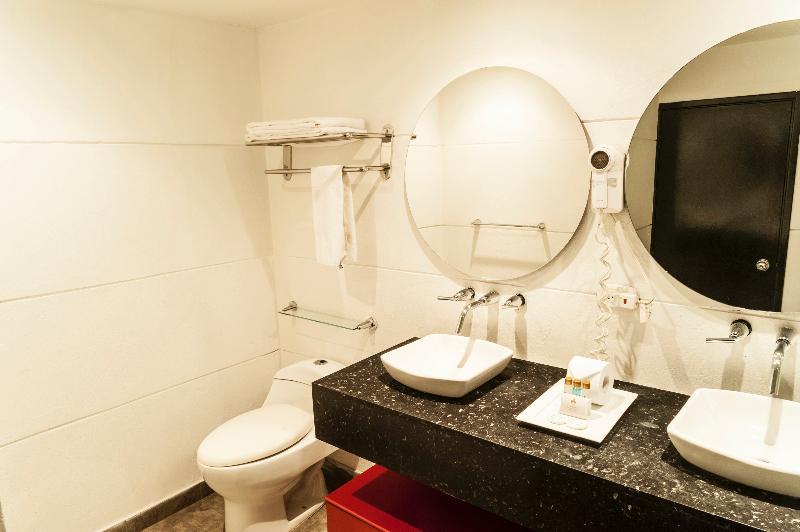 Hotel Bogota Virrey Luaran gambar